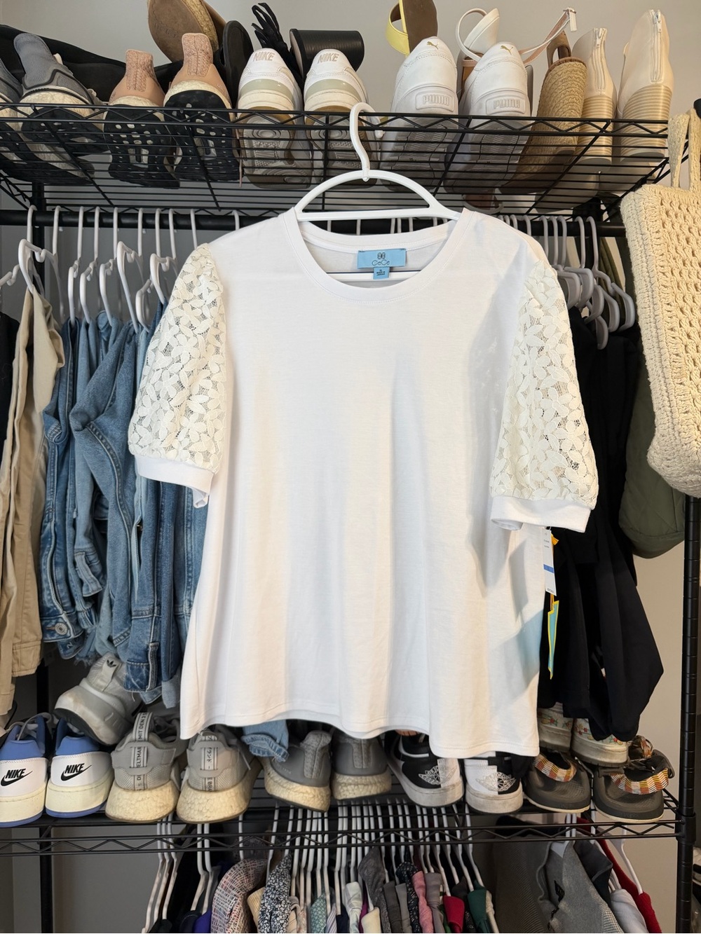NWT cece short sleeve top